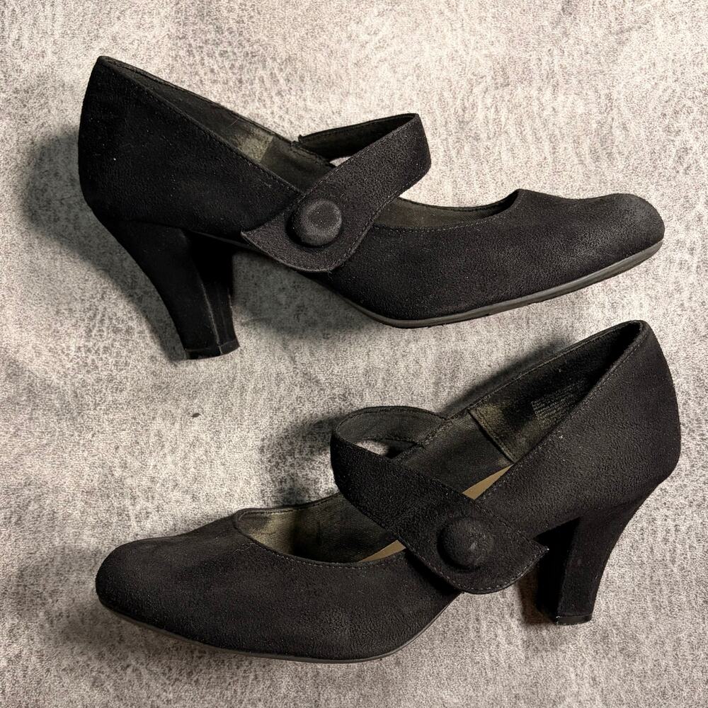 American Eagle Black Mary Jane Hee
